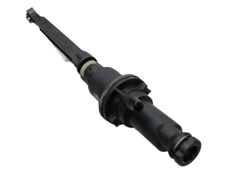 Recambio de bombin embrague para peugeot 207 xt referencia OEM IAM 9680155480  