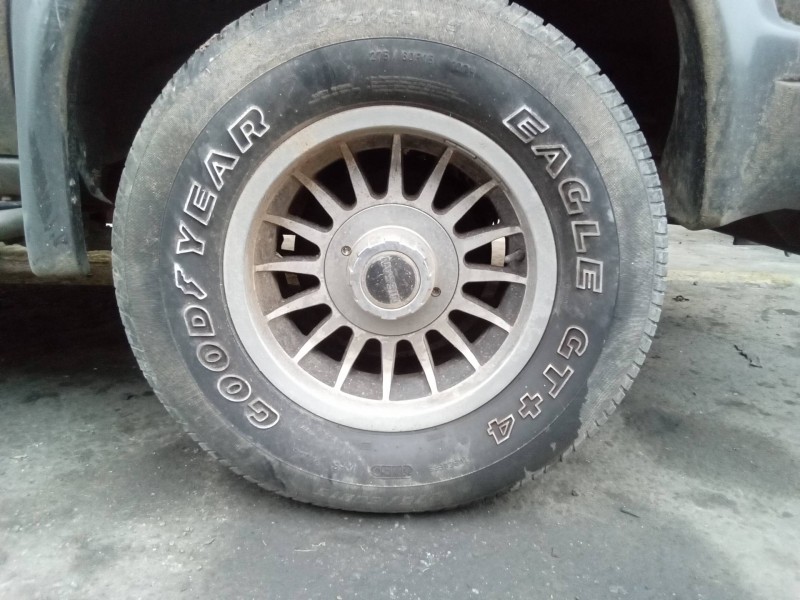 Recambio de llanta para nissan terrano (wd21) 2.7 td referencia OEM IAM 15´´  