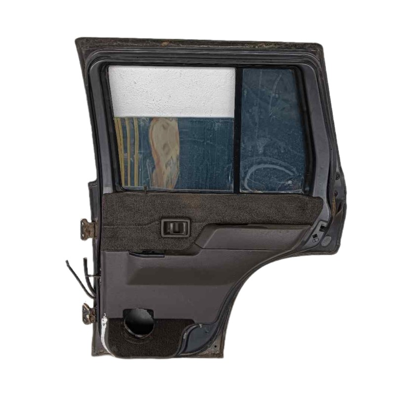 Recambio de puerta trasera derecha para nissan terrano (wd21) 2.7 td referencia OEM IAM   