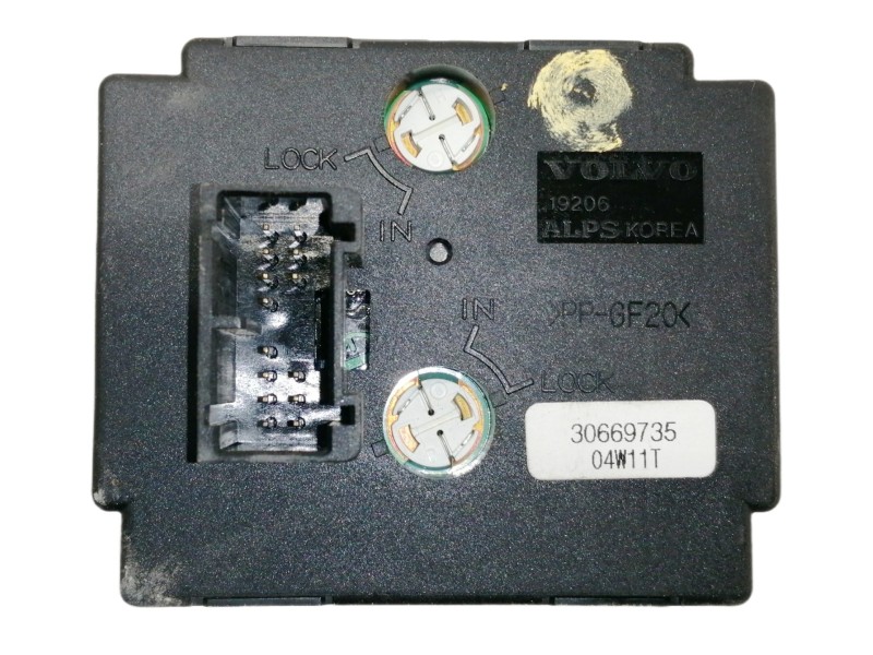 Recambio de mando luces para volvo v50 familiar 2.0 d kinetic referencia OEM IAM 30669735 04W11T 19206
