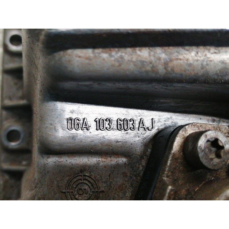 Recambio de carter para volkswagen golf v berlina (1k1) igolf referencia OEM IAM 06A103603AJ  