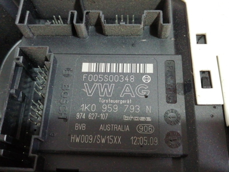 Recambio de elevalunas delantero izquierdo para seat leon (1p1) emocion referencia OEM IAM 1P0837401H 1T0959701K 1P0867435