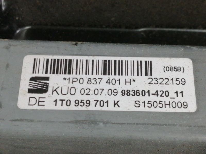 Recambio de elevalunas delantero izquierdo para seat leon (1p1) emocion referencia OEM IAM 1P0837401H 1T0959701K 1P0867435