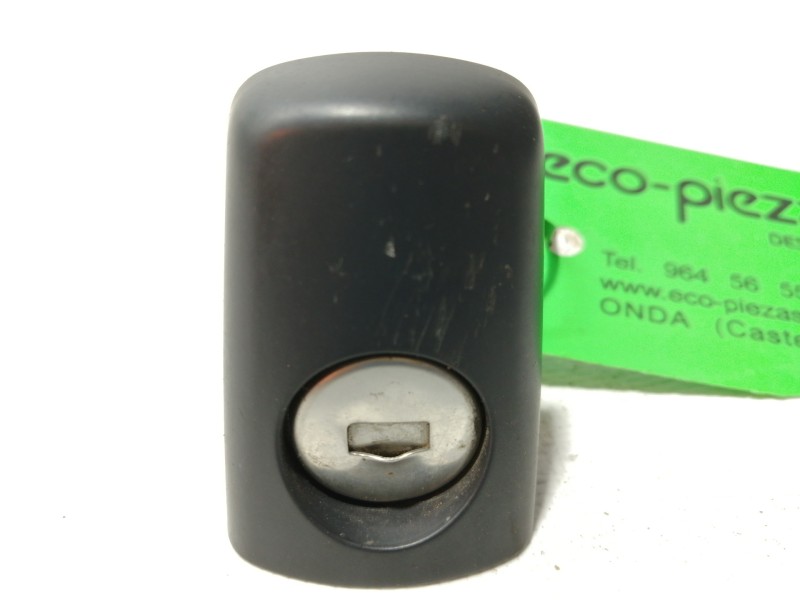 Recambio de bombin puerta delantera izquierda para opel corsa e expression referencia OEM IAM N0503740  