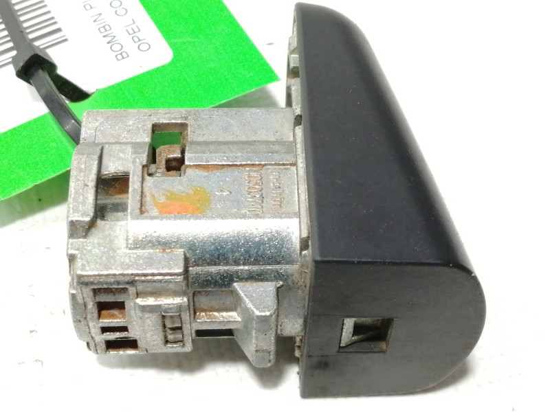 Recambio de bombin puerta delantera izquierda para opel corsa e expression referencia OEM IAM N0503740  