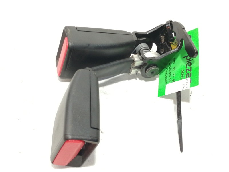 Recambio de enganche cinturon trasero central para peugeot 2008 (--.2013) allure referencia OEM IAM 6227006A  