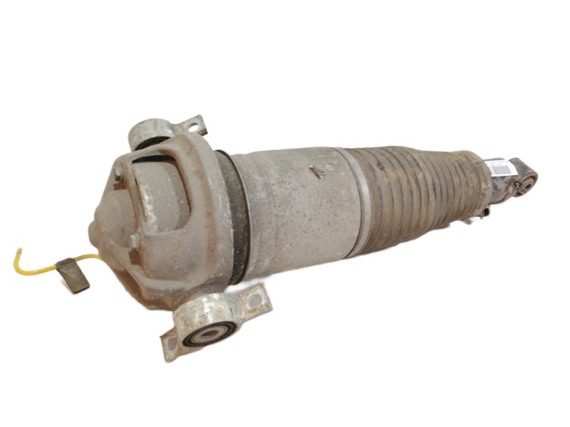 Recambio de amortiguador trasero derecho para volkswagen touareg (7la) tdi v10 referencia OEM IAM 7L6512022E  
