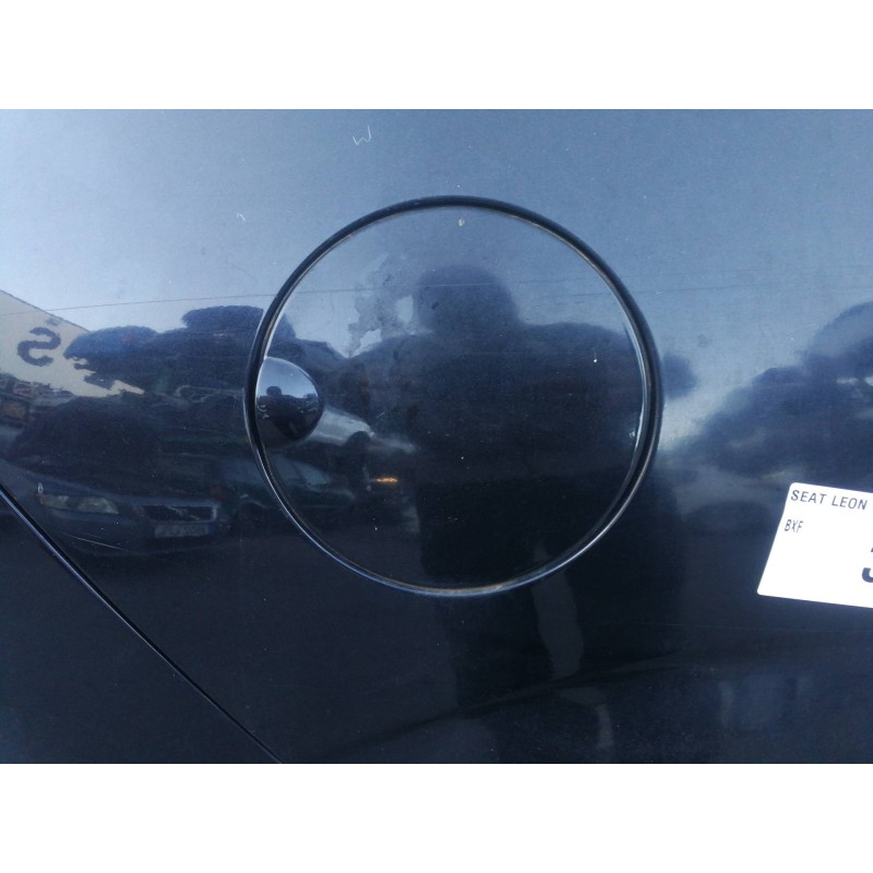 Recambio de tapa exterior combustible para seat leon (1p1) emocion referencia OEM IAM   