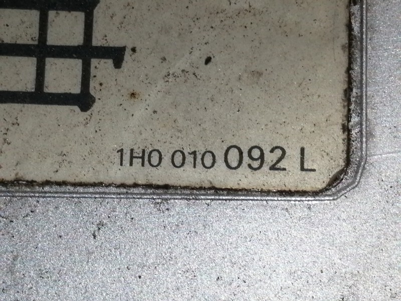 Recambio de tapa exterior combustible para seat leon (1m1) stella referencia OEM IAM 1H0010092L  