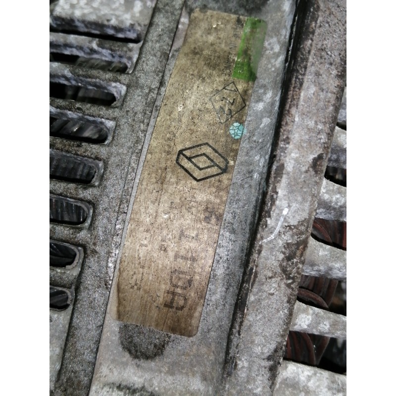 Recambio de alternador para renault laguna (b56) 1.8 referencia OEM IAM 770857073  