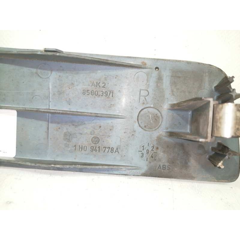 Recambio de piloto delantero derecho para volkswagen vento (1h2) 1.8 referencia OEM IAM 1H0941778A 8580391 