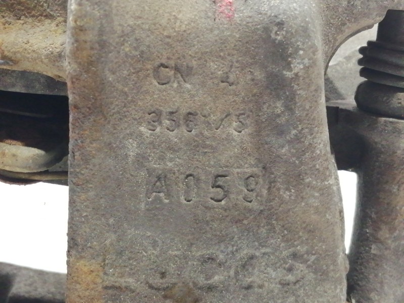 Recambio de pinza freno delantera derecha para seat inca (6k9) 1.9 diesel cat (1y) referencia OEM IAM 35615  