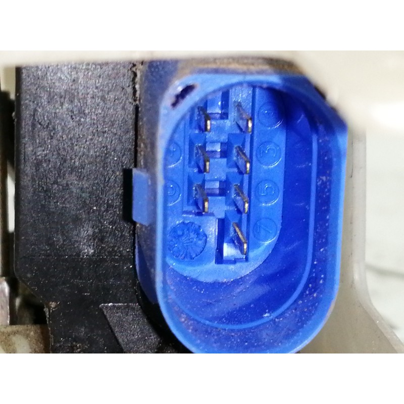 Recambio de cerradura puerta trasera izquierda para volkswagen touareg (7la) tdi v10 referencia OEM IAM 7L0839015B  