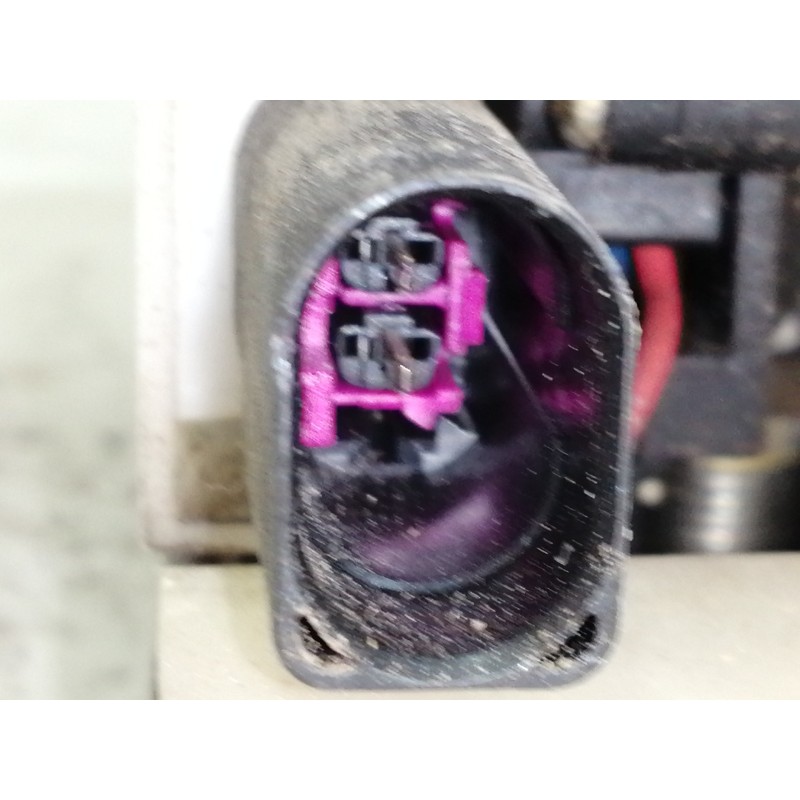 Recambio de cerradura puerta trasera izquierda para volkswagen touareg (7la) tdi v10 referencia OEM IAM 7L0839015B  