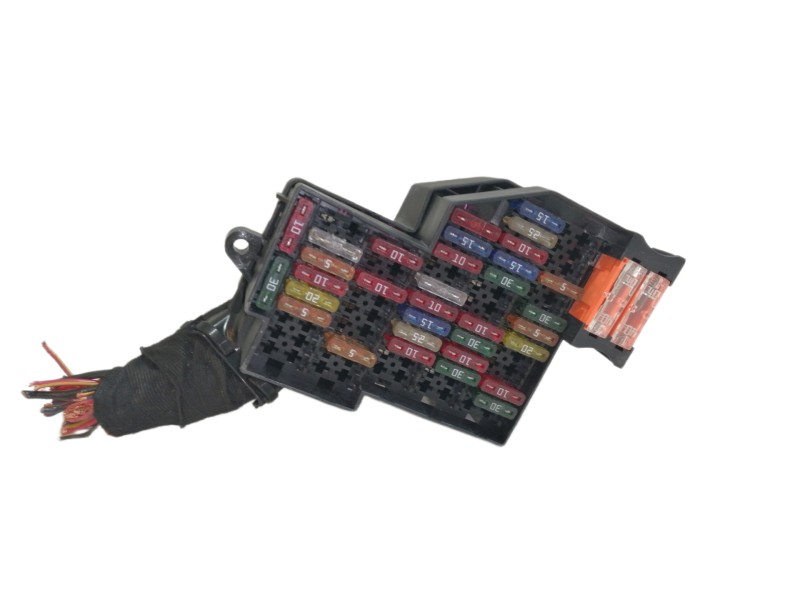 Recambio de caja reles / fusibles para volkswagen touareg (7la) tdi v10 referencia OEM IAM 7L0941828A  