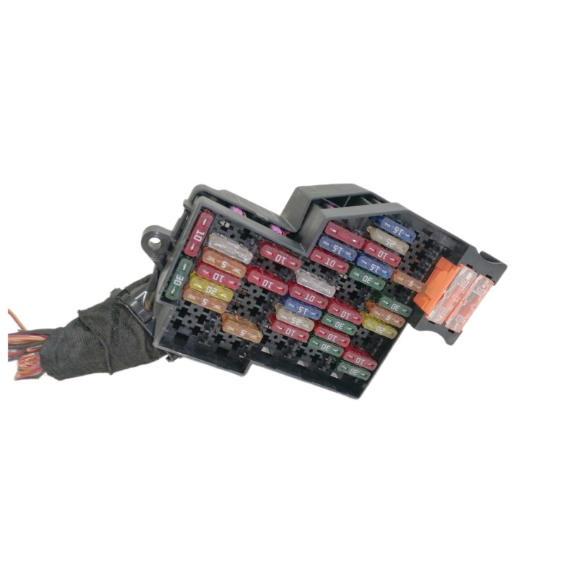 Recambio de caja reles / fusibles para volkswagen touareg (7la) tdi v10 referencia OEM IAM 7L0941828A  