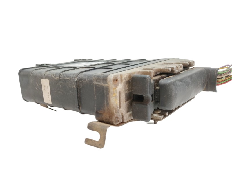 Recambio de centralita motor uce para volkswagen vento (1h2) 1.8 referencia OEM IAM 1H0907311H  