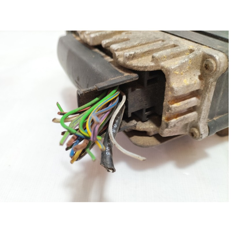 Recambio de centralita motor uce para volkswagen vento (1h2) 1.8 referencia OEM IAM 1H0907311H  