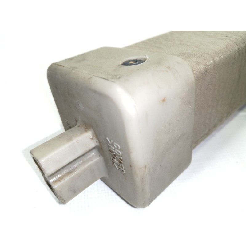 Recambio de bandeja trasera para kia carens 1.8 ls monovolumen referencia OEM IAM   