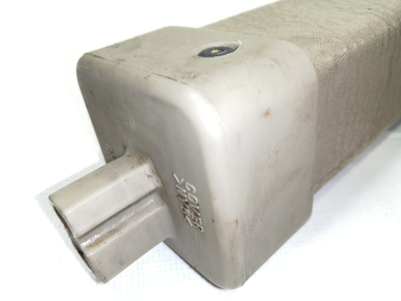 Recambio de bandeja trasera para kia carens 1.8 ls monovolumen referencia OEM IAM   