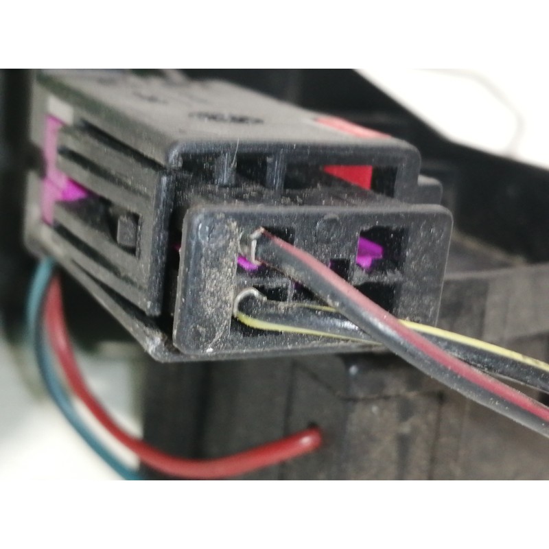 Recambio de cerradura maletero / porton para opel meriva cosmo referencia OEM IAM 09183495 32505603 