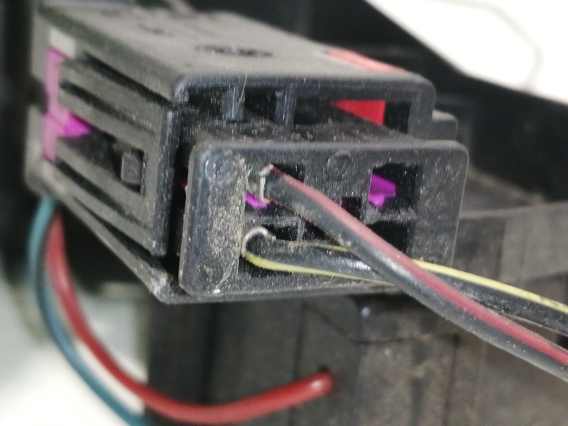 Recambio de cerradura maletero / porton para opel meriva cosmo referencia OEM IAM 09183495 32505603 