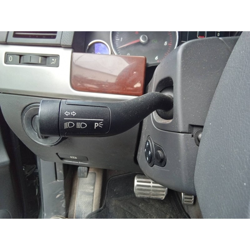 Recambio de mando intermitentes para volkswagen touareg (7la) tdi v10 referencia OEM IAM 3D0953513  