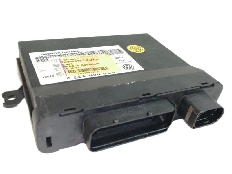 Recambio de centralita cierre para volkswagen touareg (7la) tdi v10 referencia OEM IAM 3D0909137 3D0909137X 