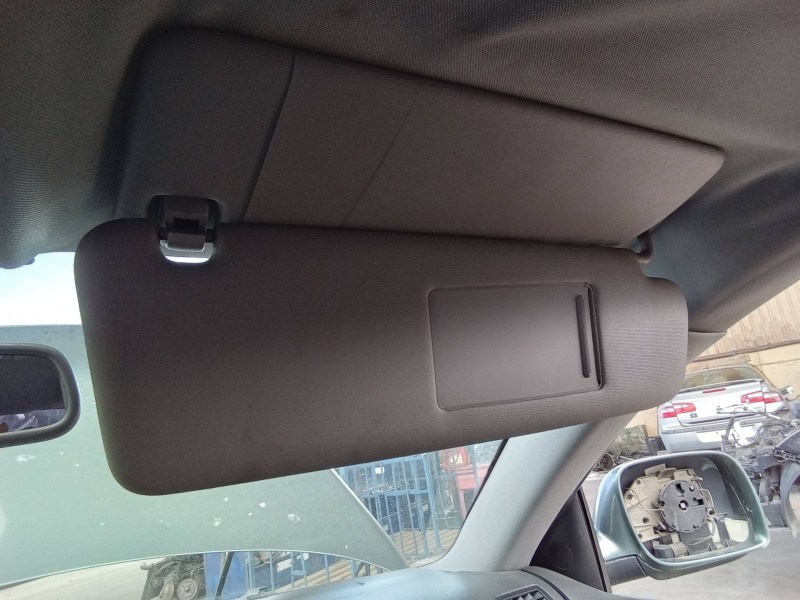 Recambio de parasol derecho para volkswagen touareg (7la) tdi v10 referencia OEM IAM 7L6857552Q  