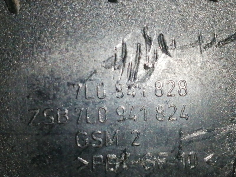 Recambio de caja reles / fusibles para volkswagen touareg (7la) tdi v10 referencia OEM IAM 7L0941828  