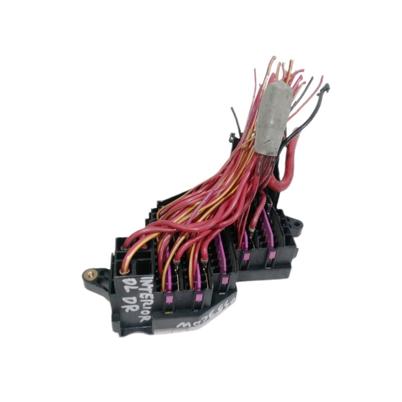 Recambio de caja reles / fusibles para volkswagen touareg (7la) tdi v10 referencia OEM IAM 7L0941828  