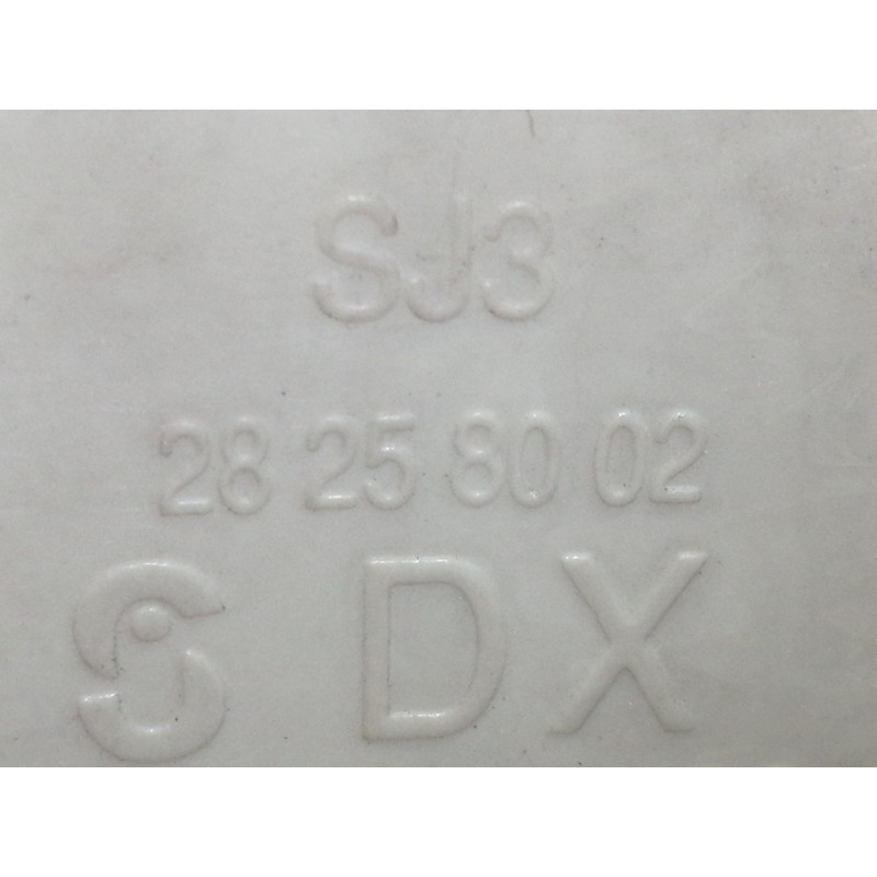 Recambio de piloto trasero derecho para volkswagen touareg (7la) tdi v10 referencia OEM IAM 28258002  