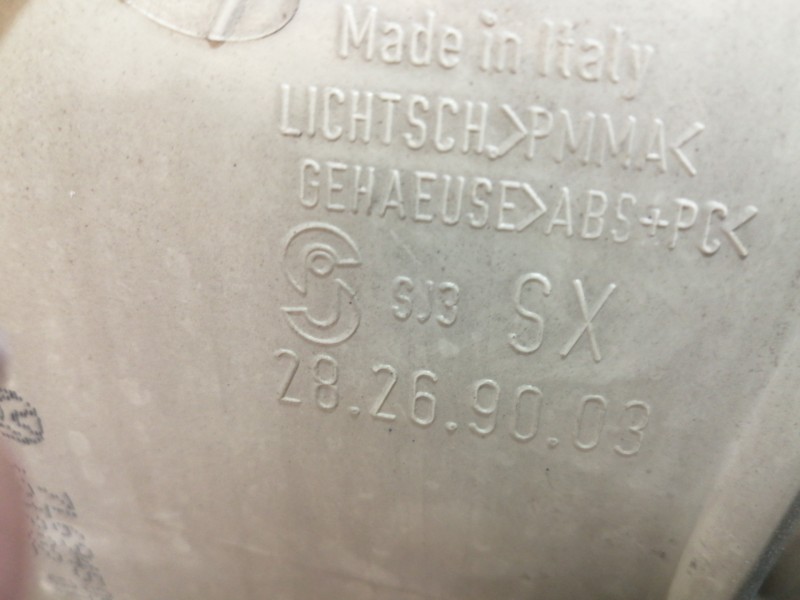 Recambio de piloto trasero izquierdo interior para volkswagen touareg (7la) tdi v10 referencia OEM IAM 28269003  