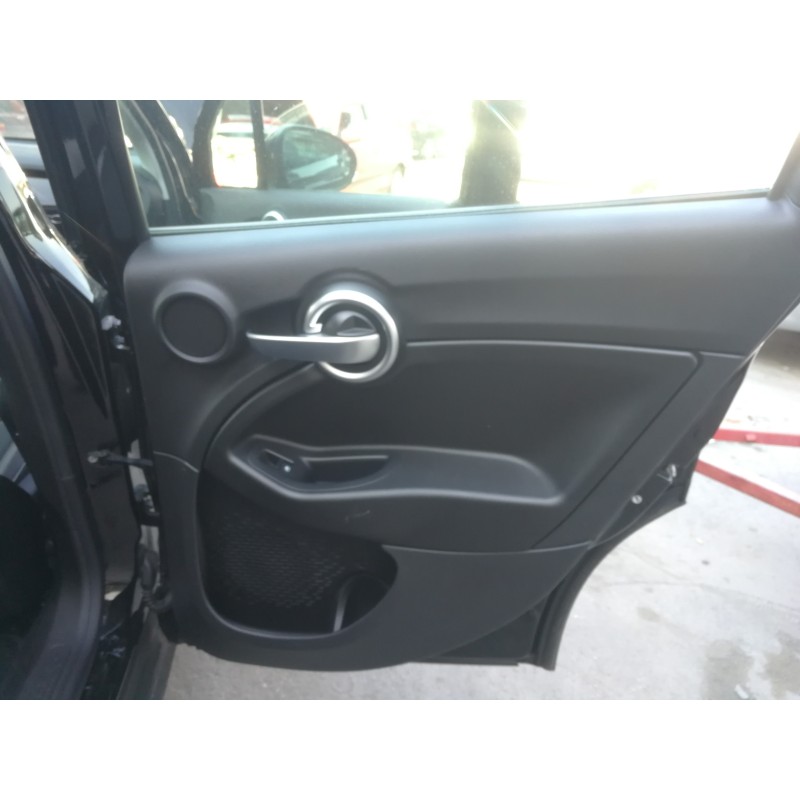 Recambio de guarnecido puerta trasera derecha para fiat 500 x (334) urban referencia OEM IAM 156119021  