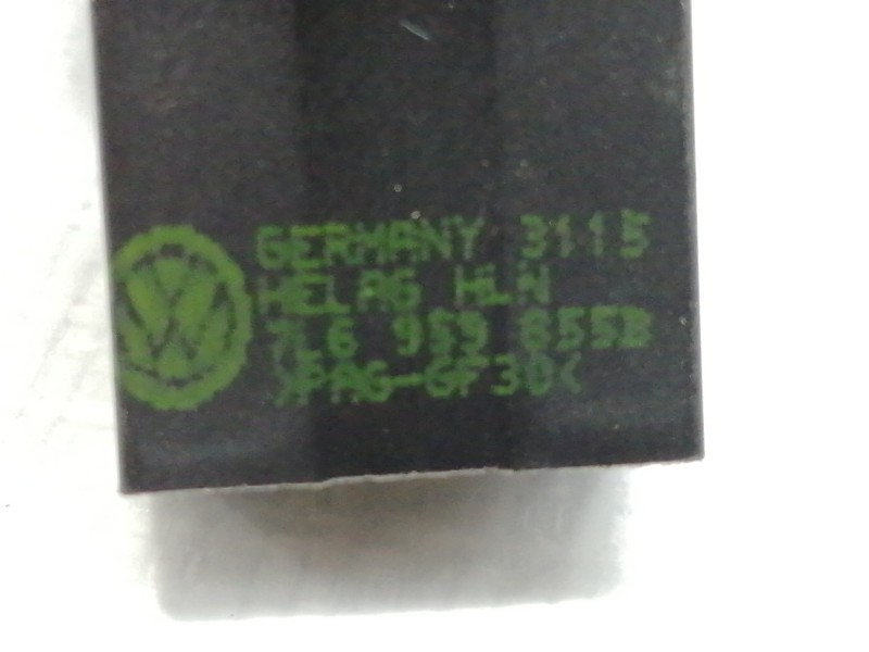 Recambio de mando elevalunas delantero derecho para volkswagen touareg (7l6) v6 tdi referencia OEM IAM 7L6959851A  