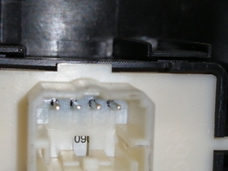 Recambio de mando elevalunas delantero derecho para fiat 500 x (334) urban referencia OEM IAM 07356331460 30171032 