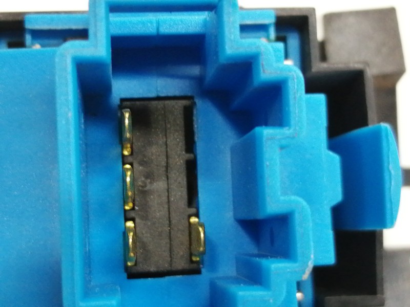 Recambio de mando luces para volkswagen touareg (7l6) v6 tdi referencia OEM IAM 7L685890  