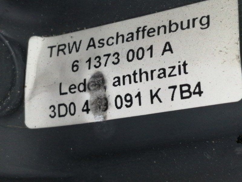 Recambio de volante para volkswagen touareg (7la) tdi v10 referencia OEM IAM 61373001A  