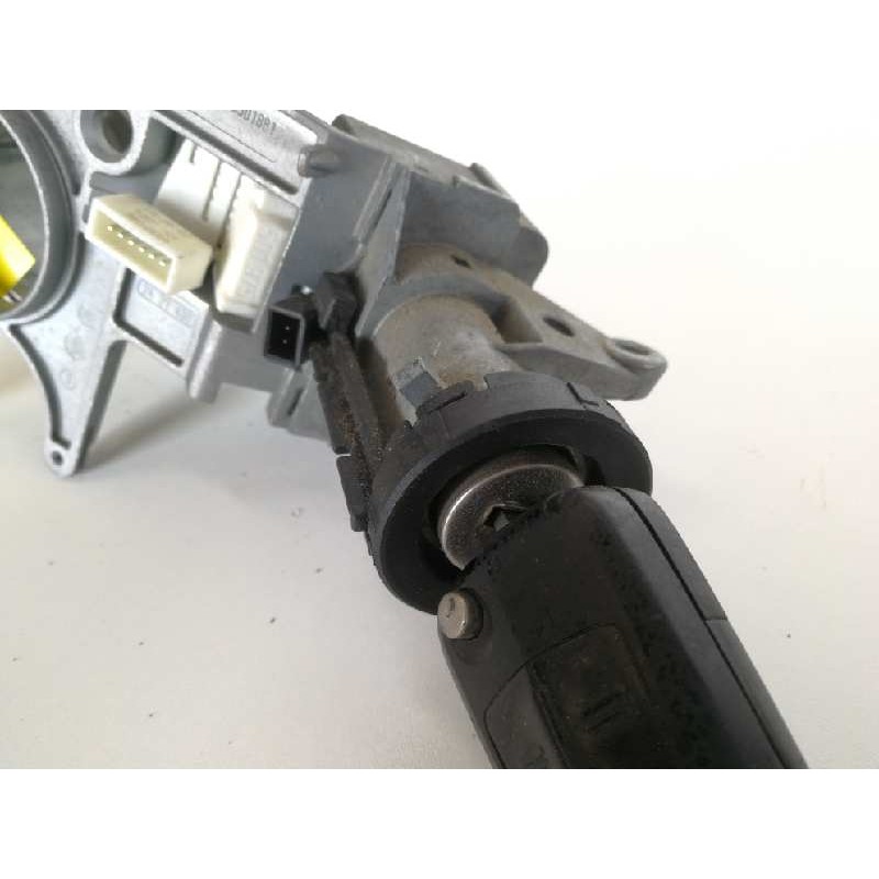 Recambio de cerradura direccion para opel zafira b cosmo referencia OEM IAM N0501881  