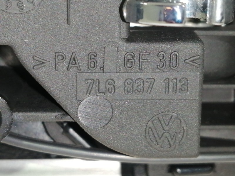 Recambio de maneta interior trasera izquierda para volkswagen touareg (7la) tdi v10 referencia OEM IAM 7L6837113  