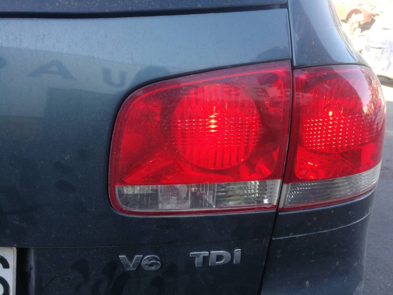 Recambio de piloto trasero derecho interior para volkswagen touareg (7l6) v6 tdi referencia OEM IAM 7L6945094H  