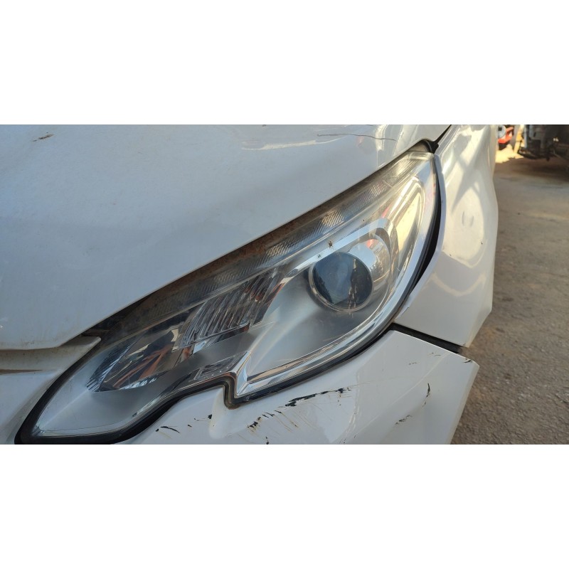 Recambio de faro izquierdo para peugeot 2008 i (cu_) 1.2 vti referencia OEM IAM   