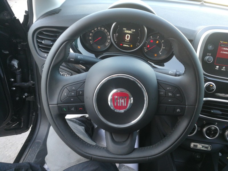 Recambio de volante para fiat 500 x (334) urban referencia OEM IAM 07356698660  