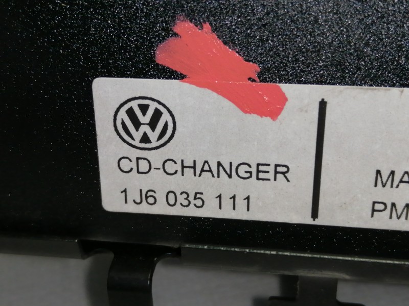 Recambio de sistema audio / radio cd para volkswagen touareg (7l6) v6 tdi referencia OEM IAM 1J6035111  
