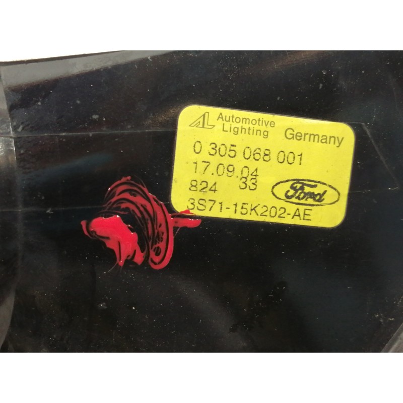 Recambio de faro antiniebla derecho para ford mondeo berlina (ge) ghia referencia OEM IAM 0305068002  