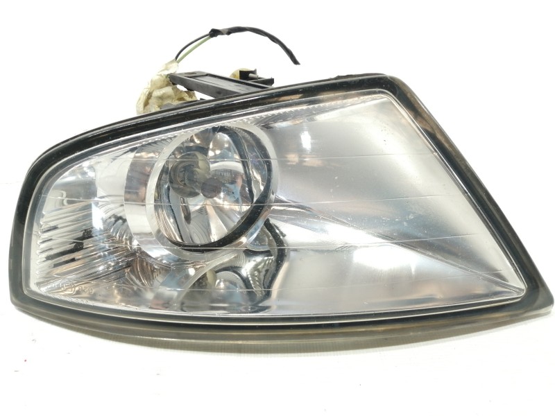 Recambio de faro antiniebla derecho para ford mondeo berlina (ge) ghia referencia OEM IAM 0305068002  
