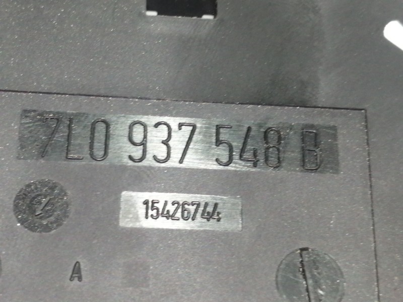 Recambio de caja reles / fusibles para volkswagen touareg (7la) tdi v10 referencia OEM IAM 7L0937548B  