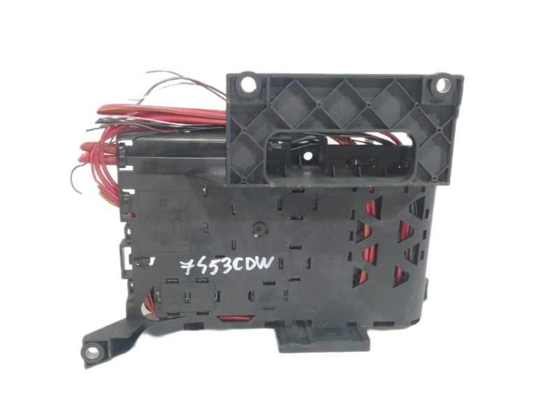 Recambio de caja reles / fusibles para volkswagen touareg (7la) tdi v10 referencia OEM IAM 7L0937548B  