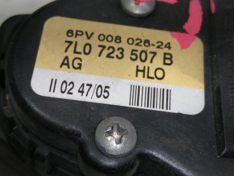 Recambio de potenciometro pedal para volkswagen touareg (7l6) v6 tdi referencia OEM IAM 7L0723507B  