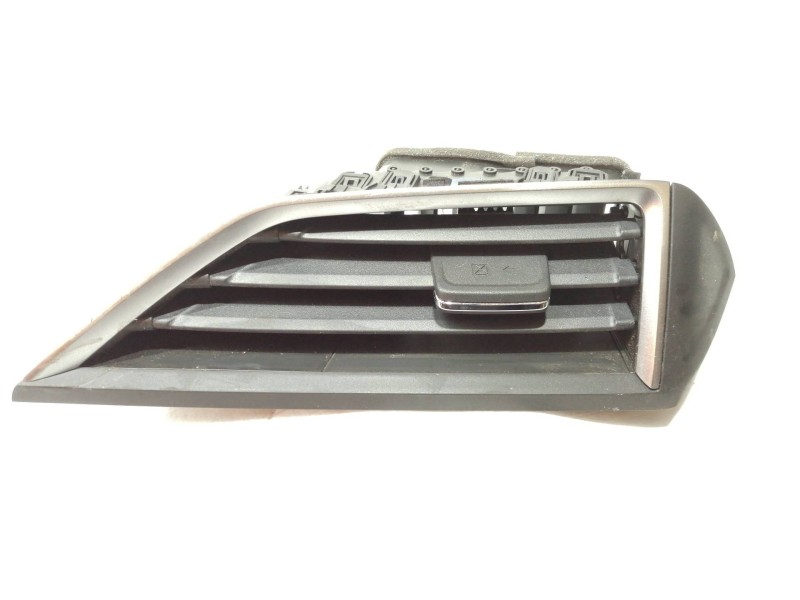 Recambio de rejilla aireadora para subaru xv (g5) executive plus referencia OEM IAM 66110FL030  